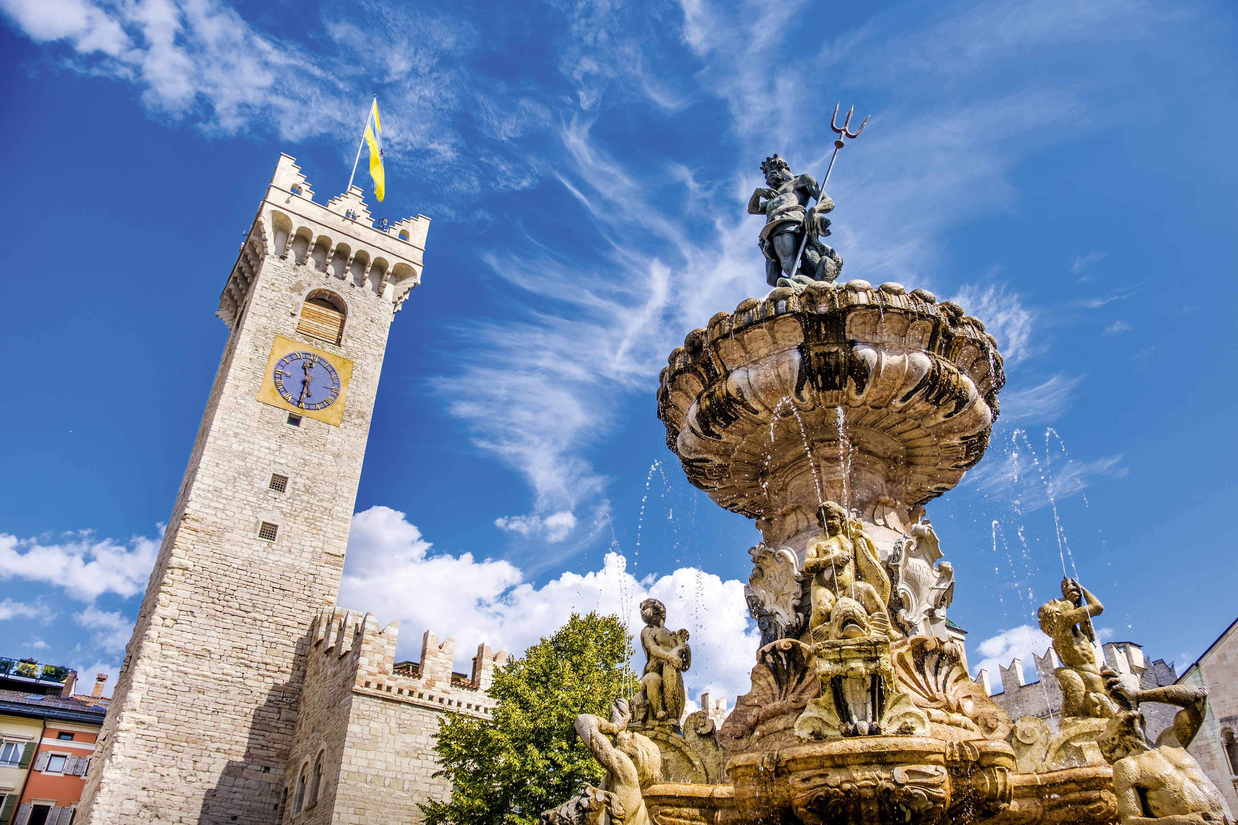 Piazza Duomo arte e cultura in trentino