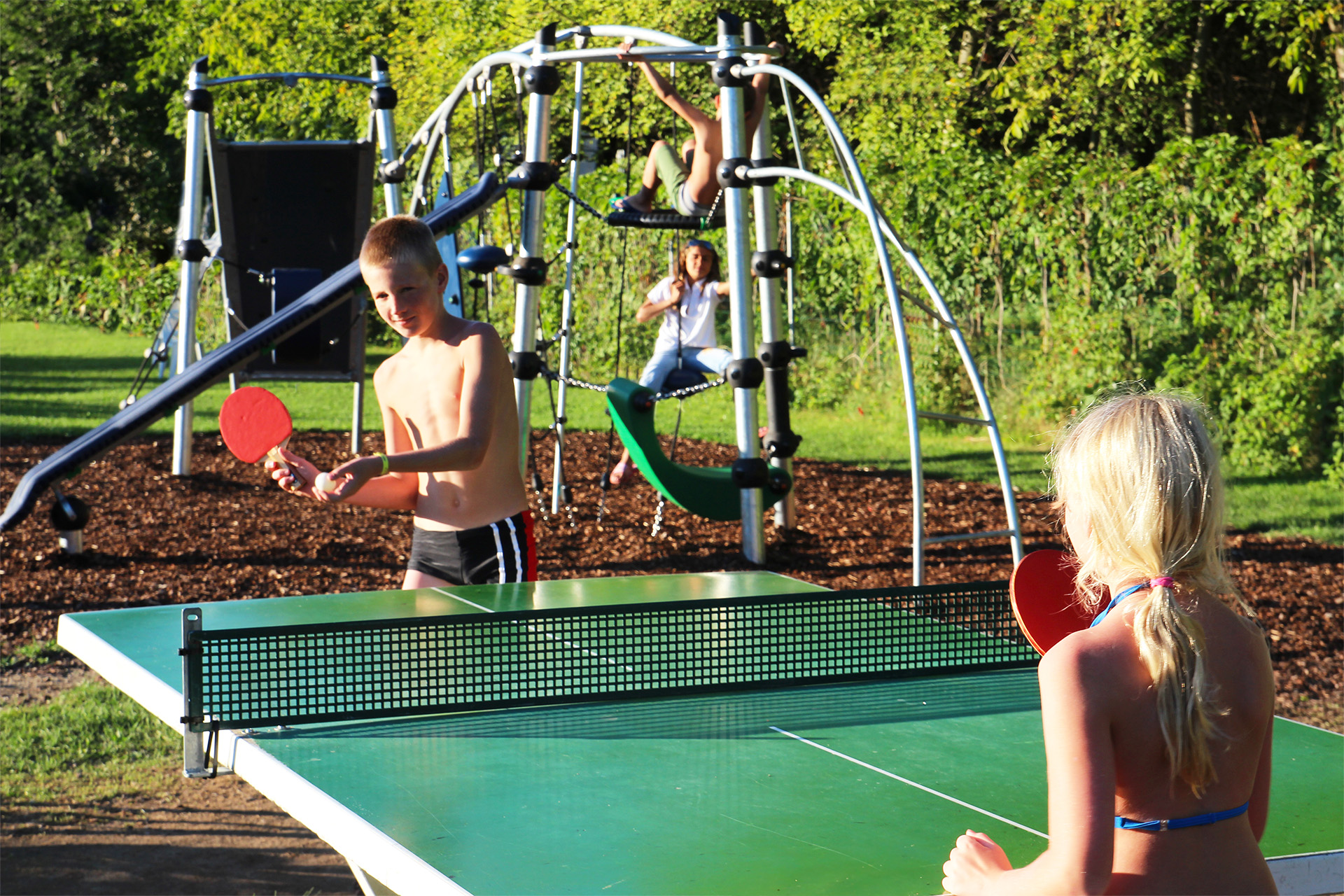 Ping Pong per giocare insieme al Camping Mario Village