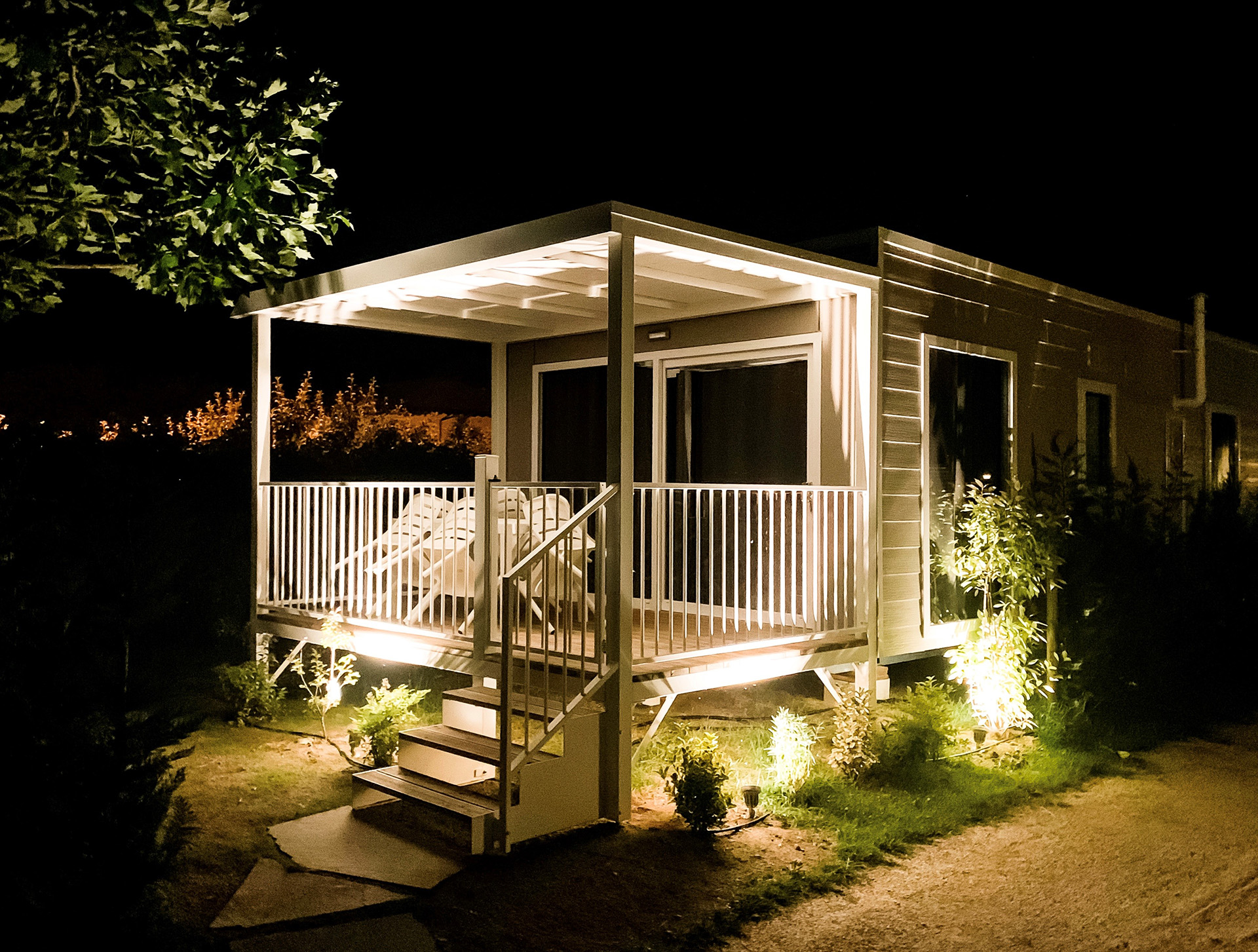 Suite Lounge Camping Mario Village