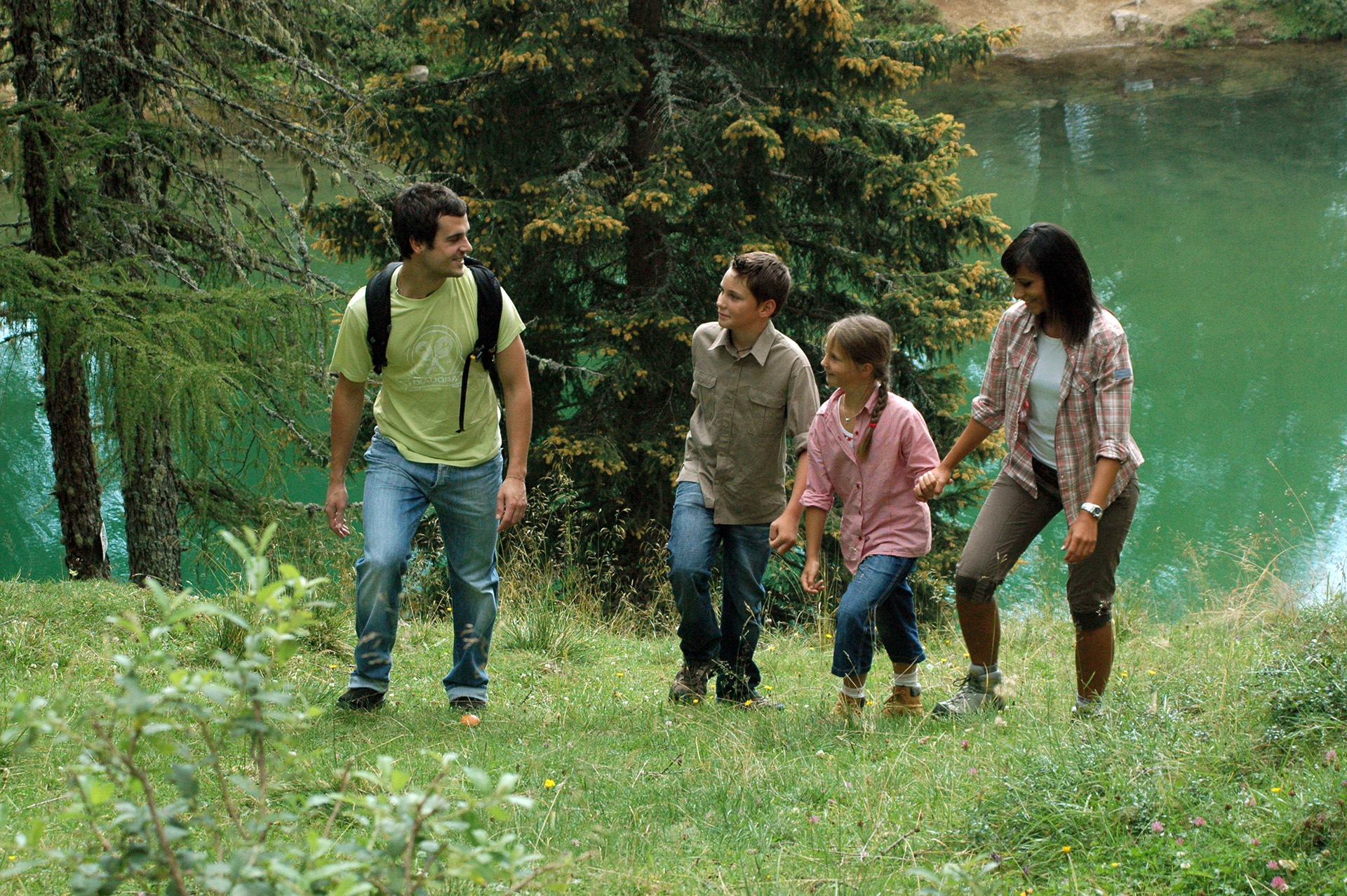passeggiate e trekking Famiglia Lago Prese - APT Valsugana Angela Ventin