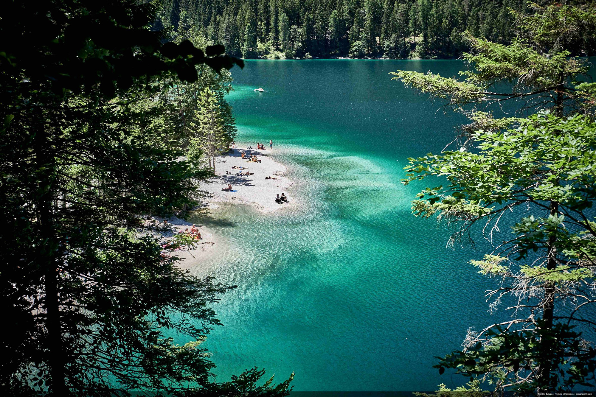 Panoramica del lago di Tovel