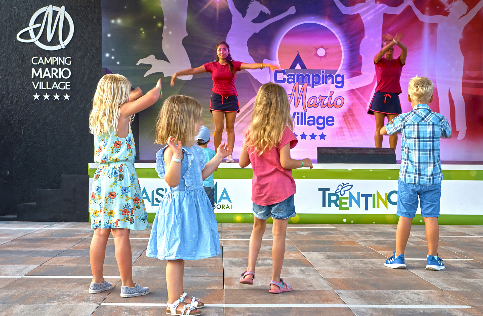 Mini Disco Camping Mario Village per i tuoi bambini